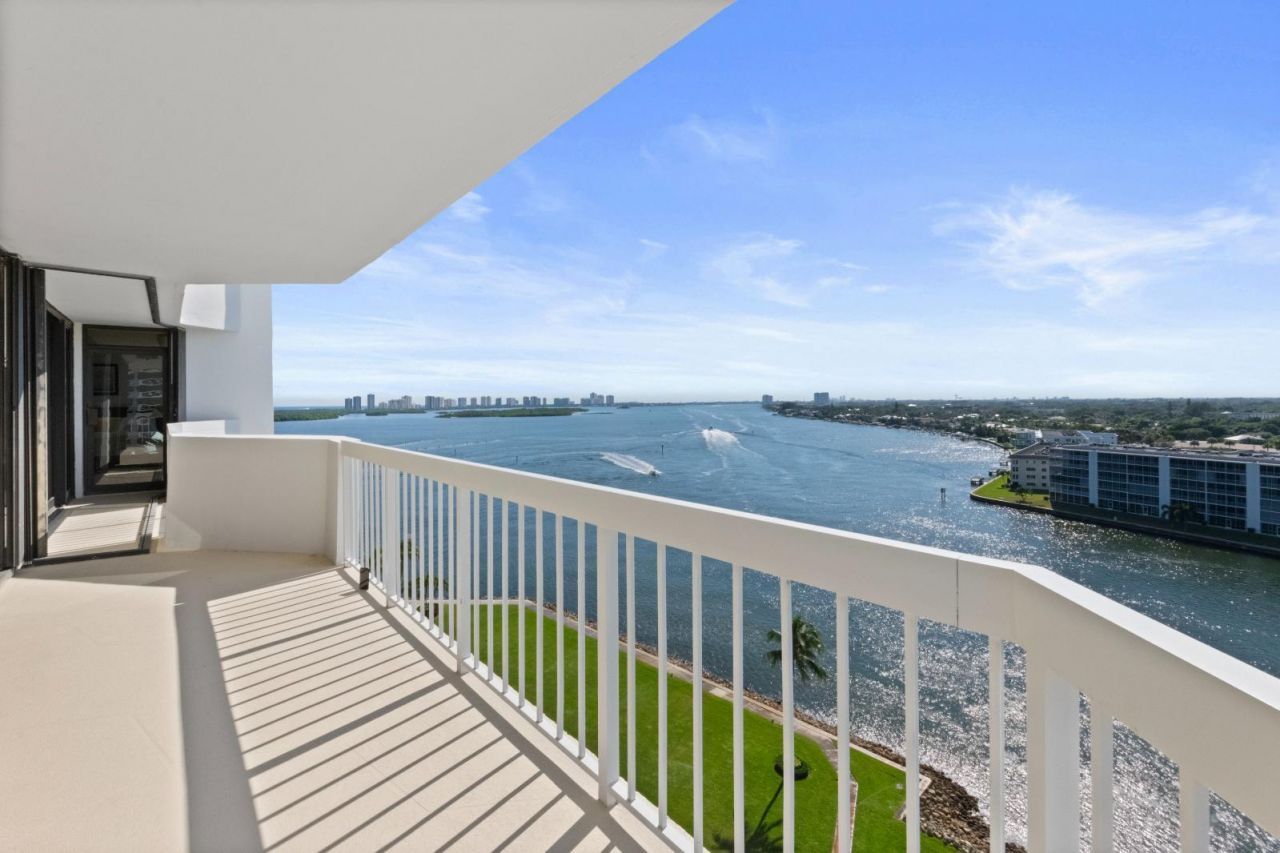 115 Lakeshore Drive, Unit 1248, North Palm Beach, FL 33408 Photo