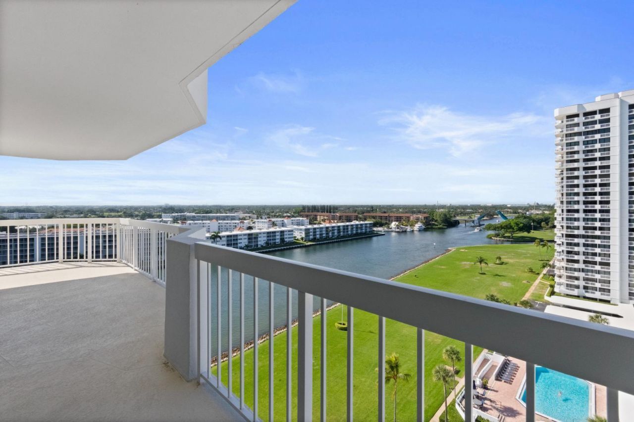 115 Lakeshore Drive, Unit 1248, North Palm Beach, FL 33408 Photo