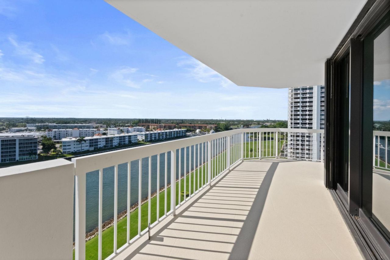 115 Lakeshore Drive, Unit 1248, North Palm Beach, FL 33408 Photo