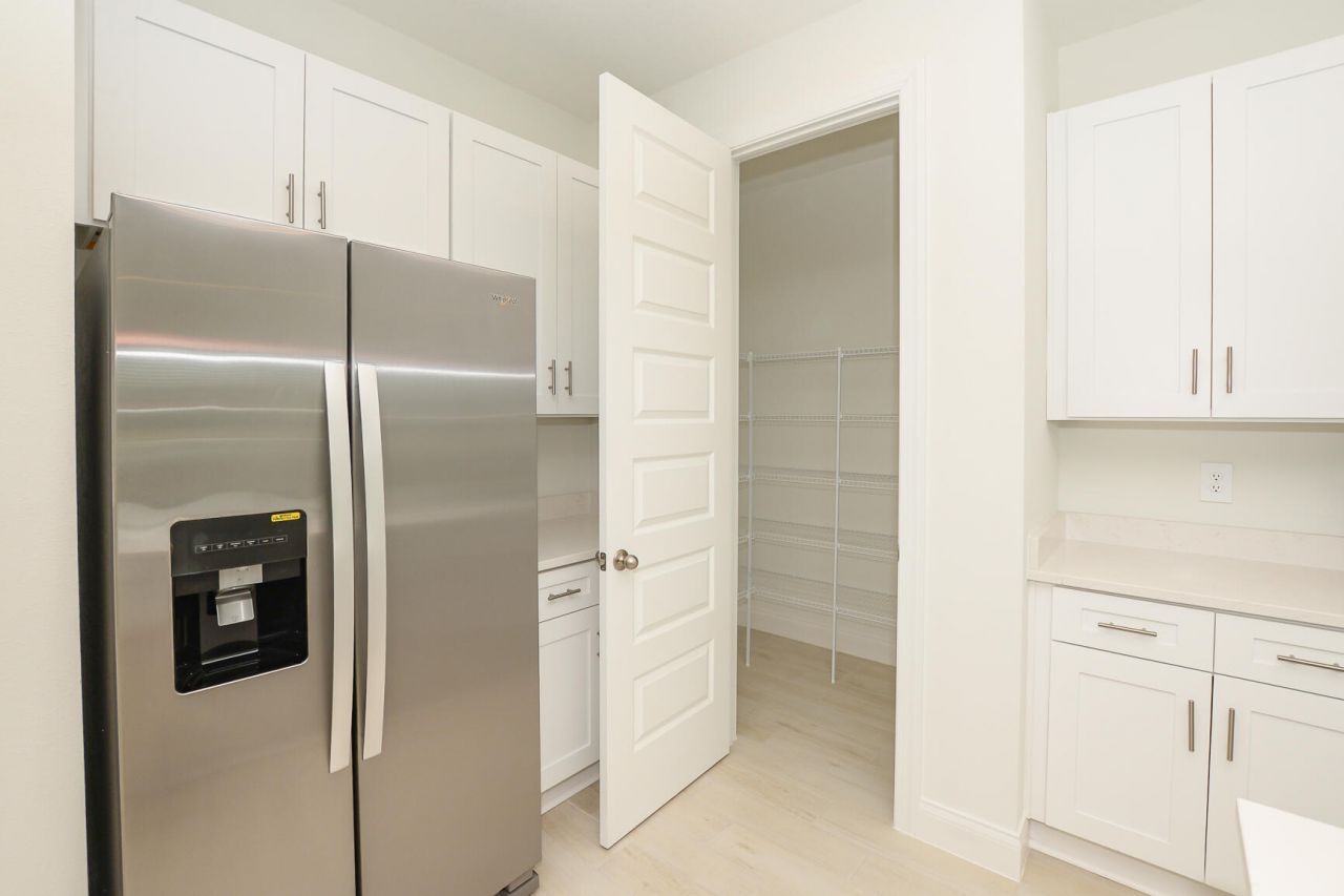 6312 NW Cloverdale Avenue, Port Saint Lucie, FL 34987 Photo