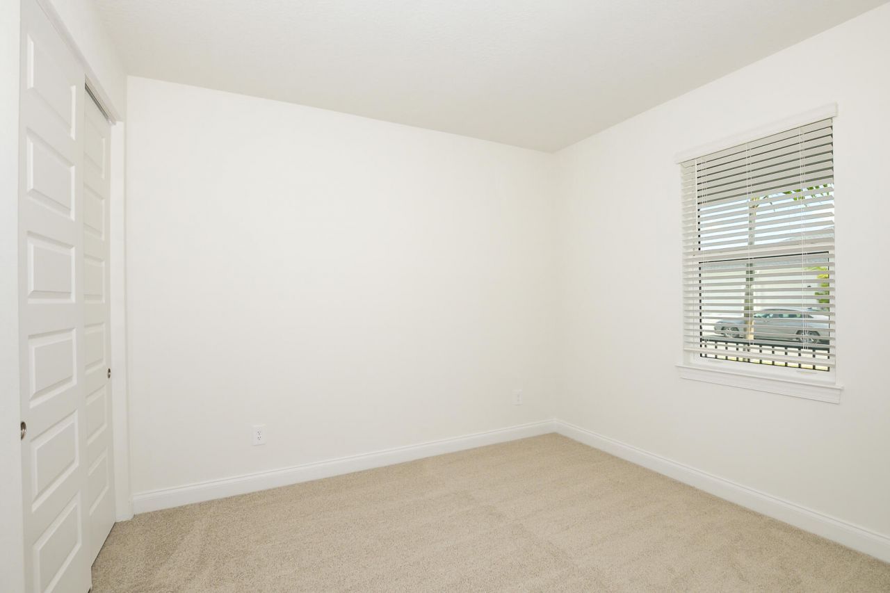 6312 NW Cloverdale Avenue, Port Saint Lucie, FL 34987 Photo