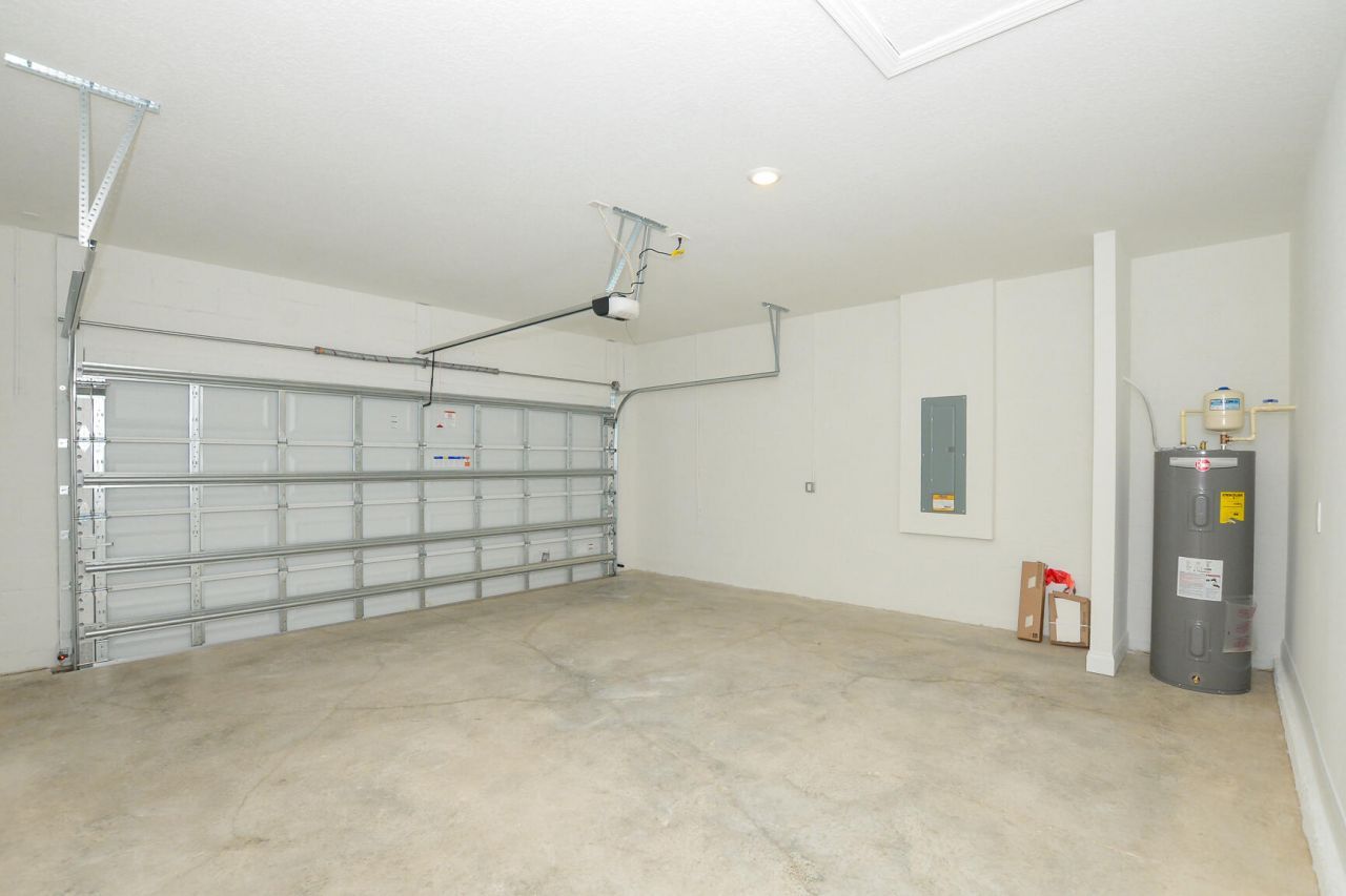 6312 NW Cloverdale Avenue, Port Saint Lucie, FL 34987 Photo