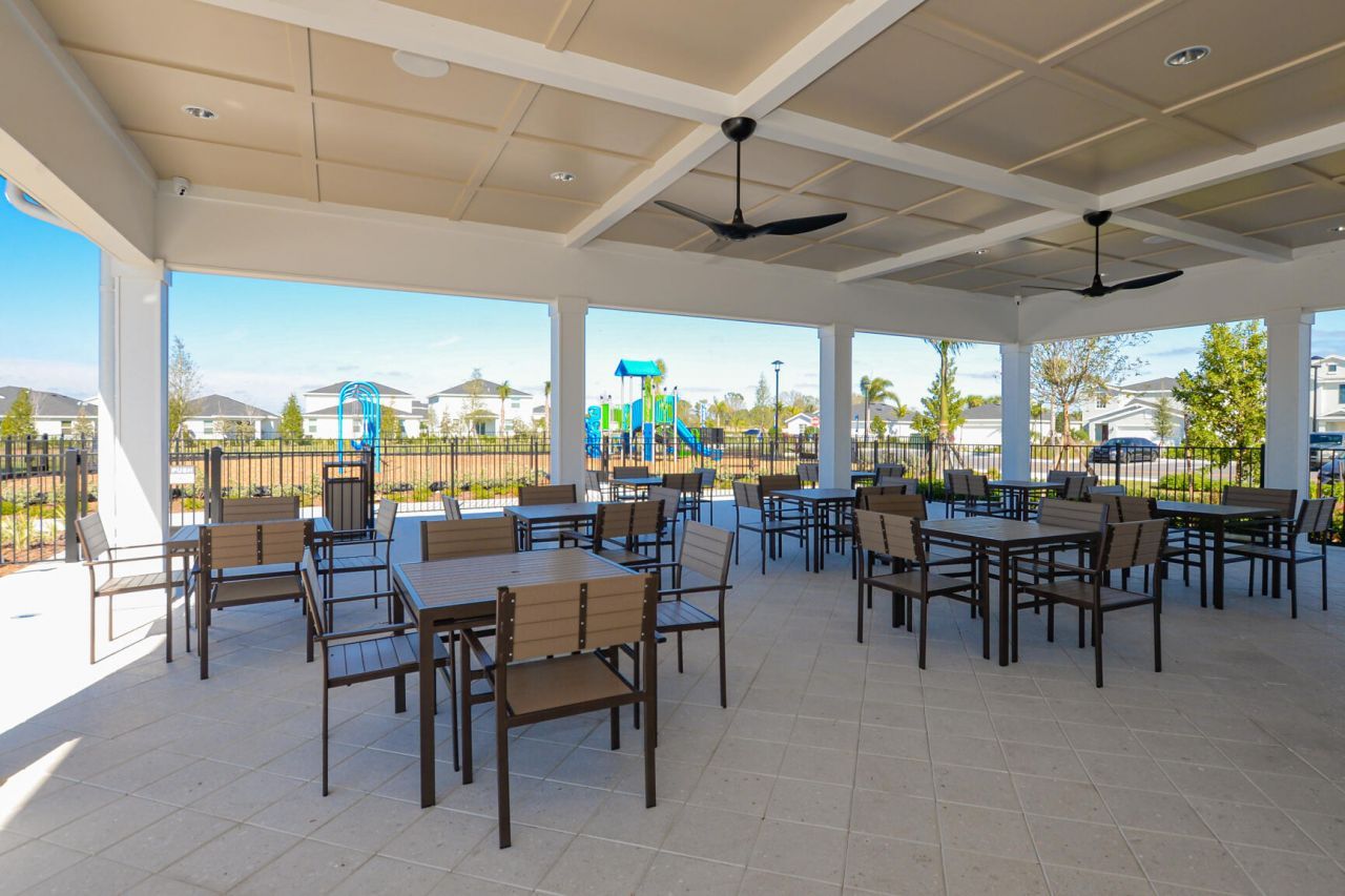 6312 NW Cloverdale Avenue, Port Saint Lucie, FL 34987 Photo