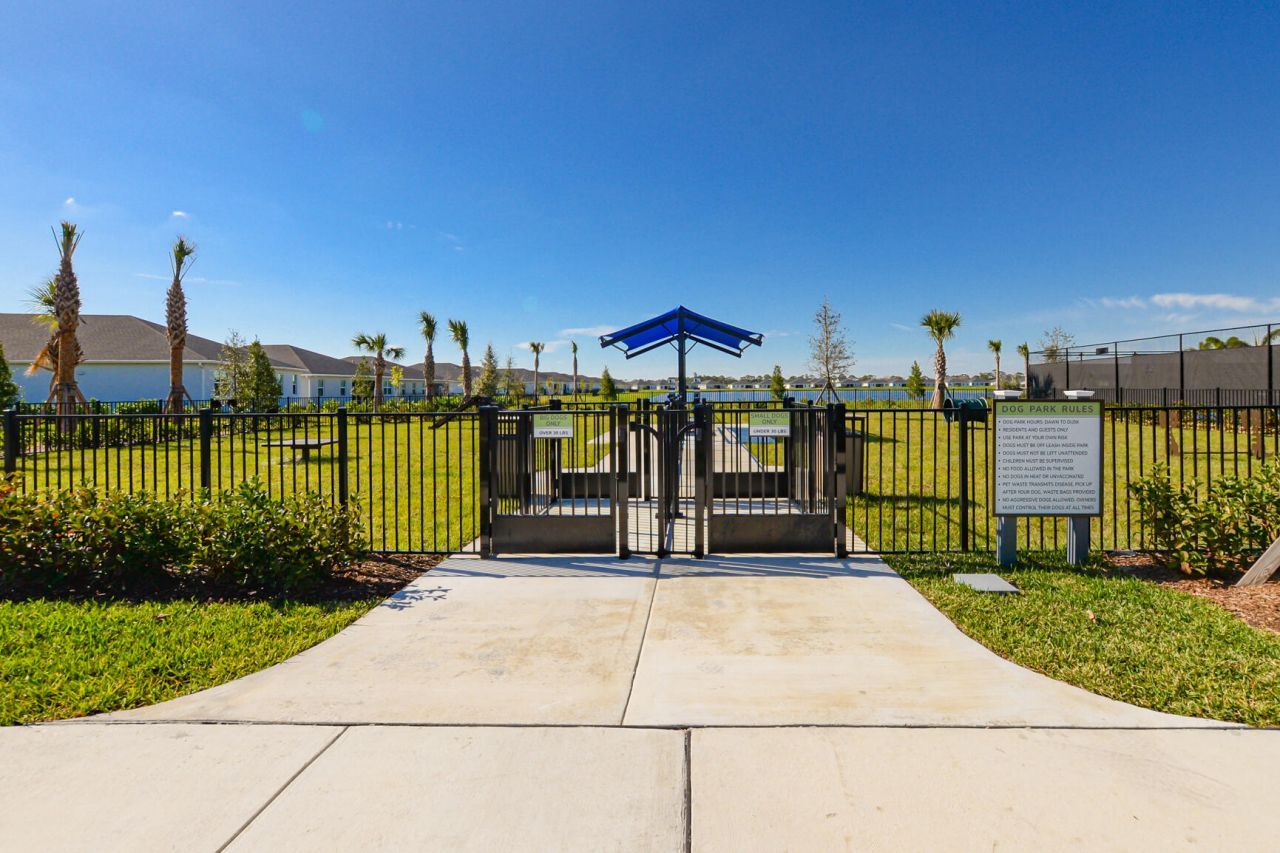 6312 NW Cloverdale Avenue, Port Saint Lucie, FL 34987 Photo