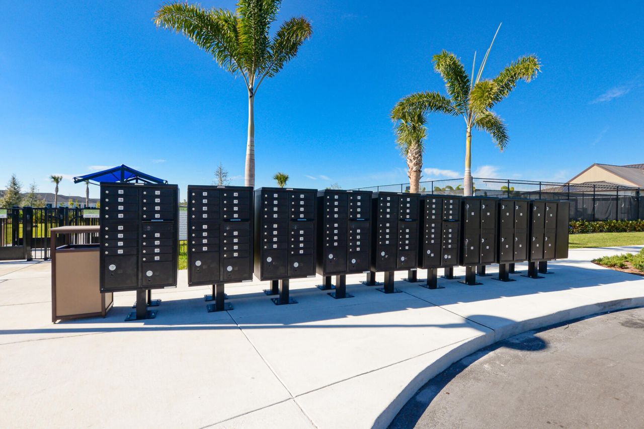 6312 NW Cloverdale Avenue, Port Saint Lucie, FL 34987 Photo