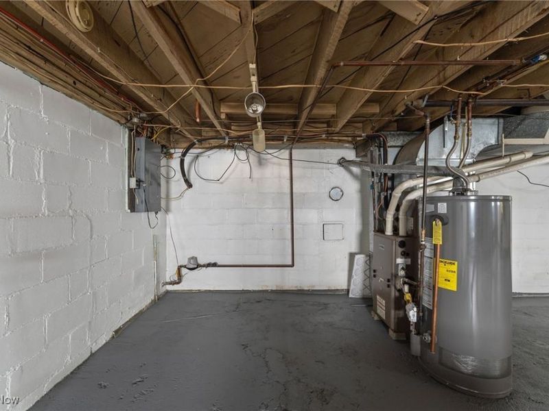 683 Ranney Street, Akron, OH 44310 Photo 24