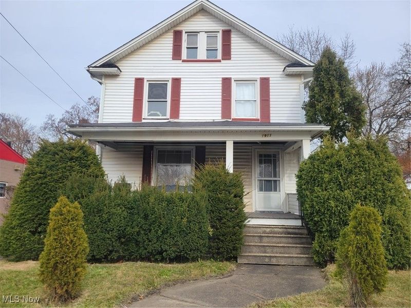 1911 Youngstown Road SE, Warren, OH 44484 Photo 1