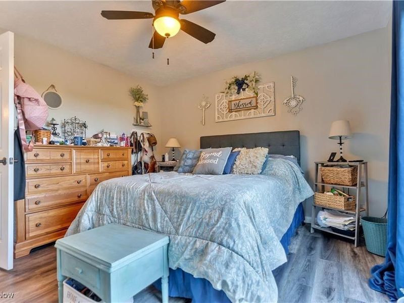 1513 Meadow Square NE, Bolivar, OH 44612 Photo 18