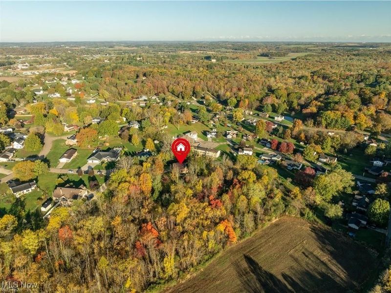 1513 Meadow Square NE, Bolivar, OH 44612 Photo 2