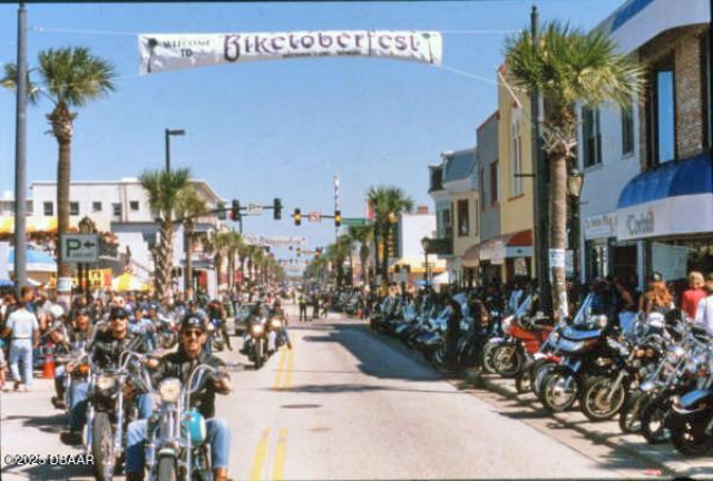 1841 S Ridgewood Avenue, South Daytona, FL 32119 Photo