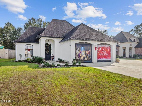 203 Gideon Road, Youngsville, LA 70592