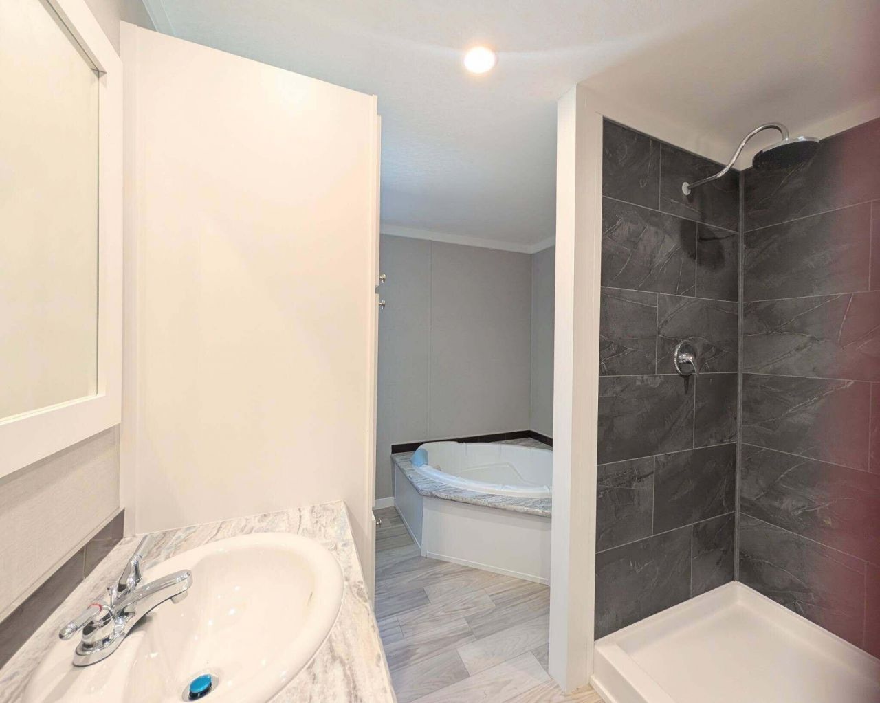 208 Shannon Road Photo 22