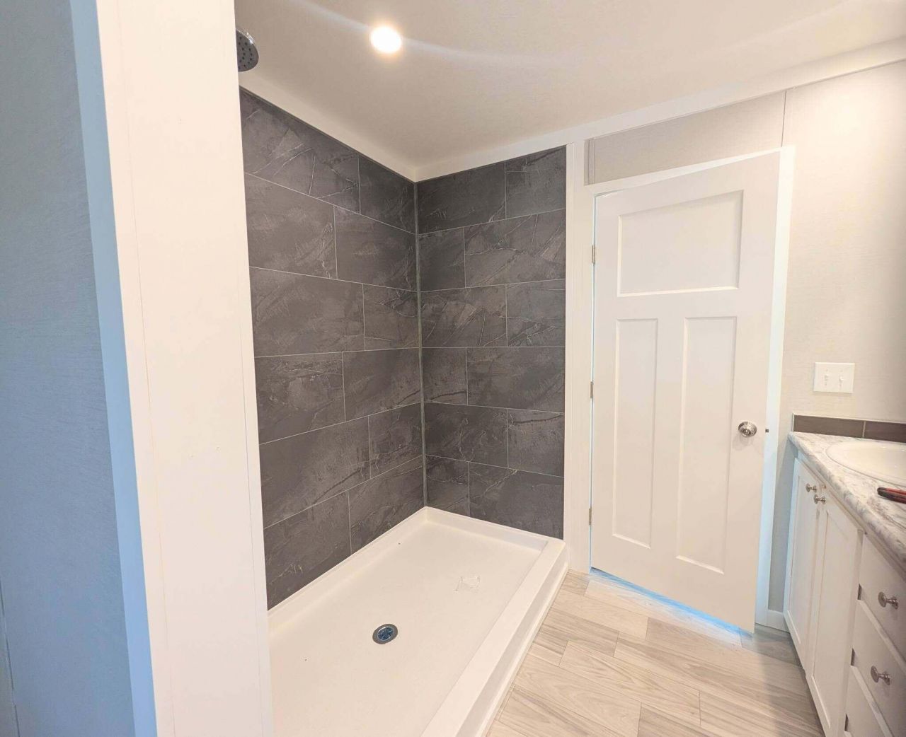 208 Shannon Road Photo 23