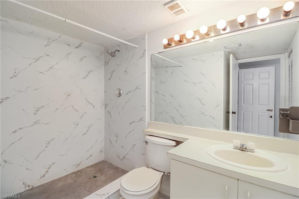 13605 Eagle Ridge Dr, Unit 1723, Fort Myers, FL 33912 Photo