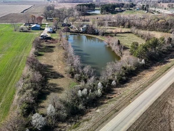 1300 S County Road, Elberfeld, IN 47613