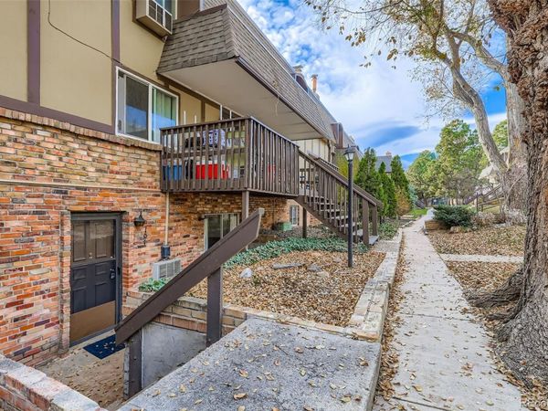 8060 W 9th Avenue, Unit 107, Lakewood, CO 80214