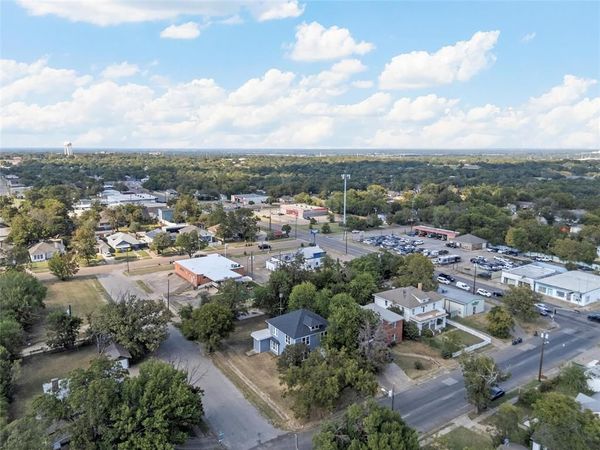 1825 Lyle Avenue , Waco, TX 76708