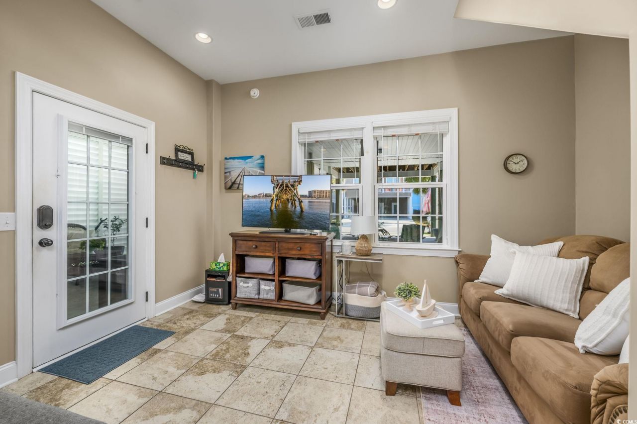 712 Ashland Ave. Photo 23