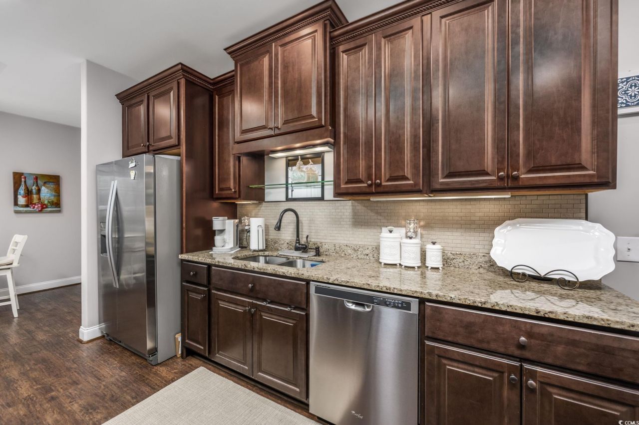 712 Ashland Ave. Photo 9