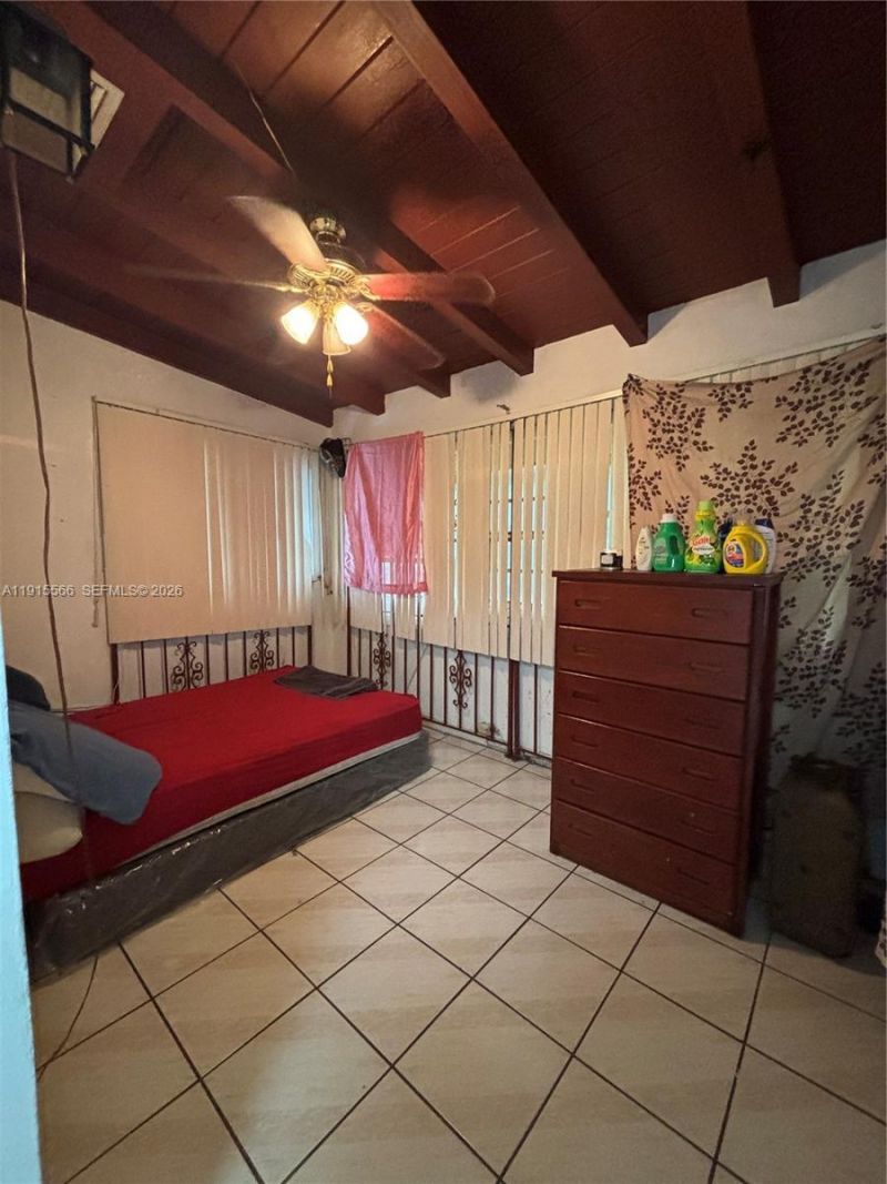 808 NW 75th St, Miami, FL 33150 Photo