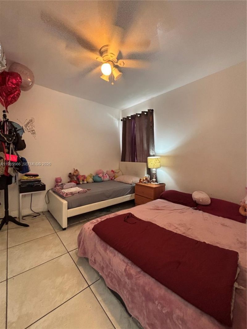 808 NW 75th St, Miami, FL 33150 Photo