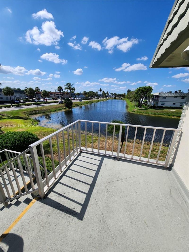 383 Monaco H, Unit 383, Delray Beach, FL 33446 Photo