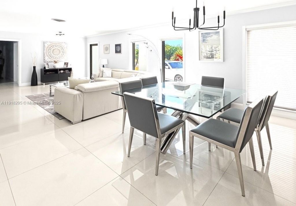 8695 SW 110th St, Miami, FL 33156 Photo