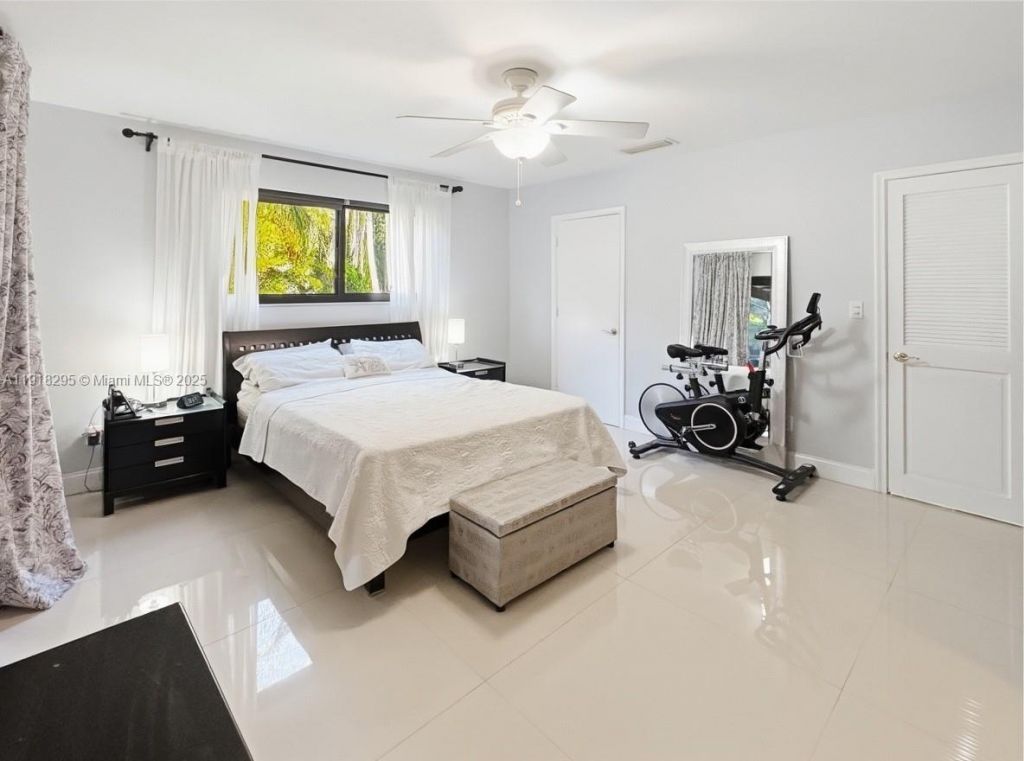 8695 SW 110th St, Miami, FL 33156 Photo