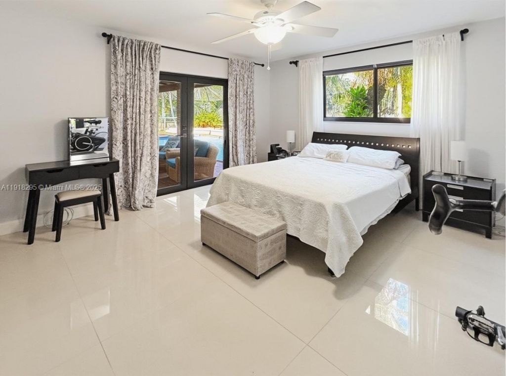 8695 SW 110th St, Miami, FL 33156 Photo