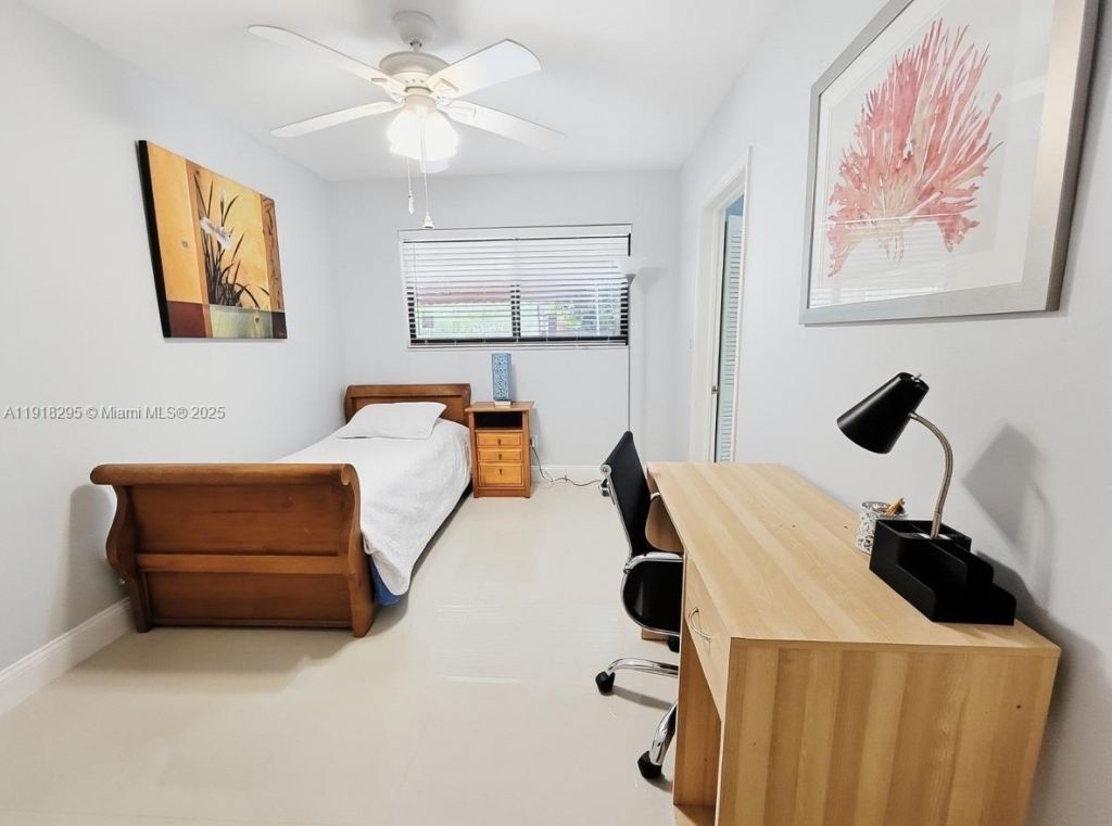 8695 SW 110th St, Miami, FL 33156 Photo