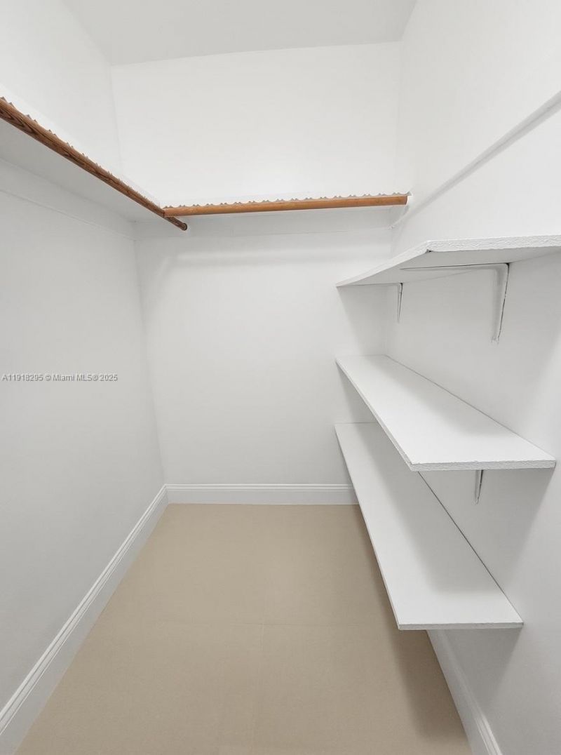 8695 SW 110th St, Miami, FL 33156 Photo