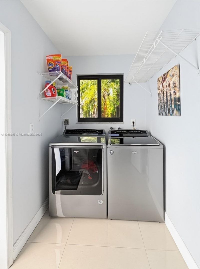 8695 SW 110th St, Miami, FL 33156 Photo