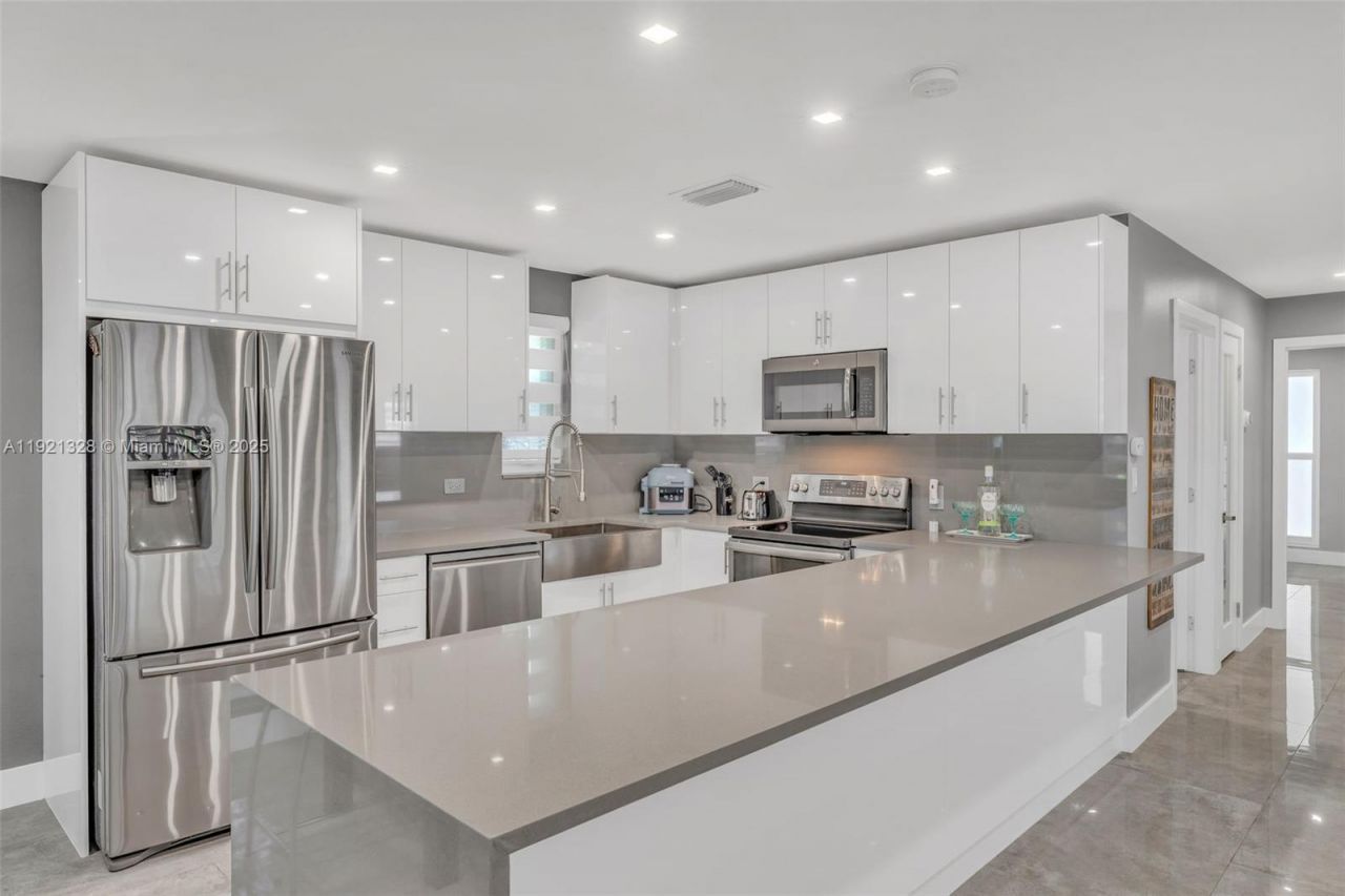 222 2nd Rd, Key Largo, FL 33037 Photo