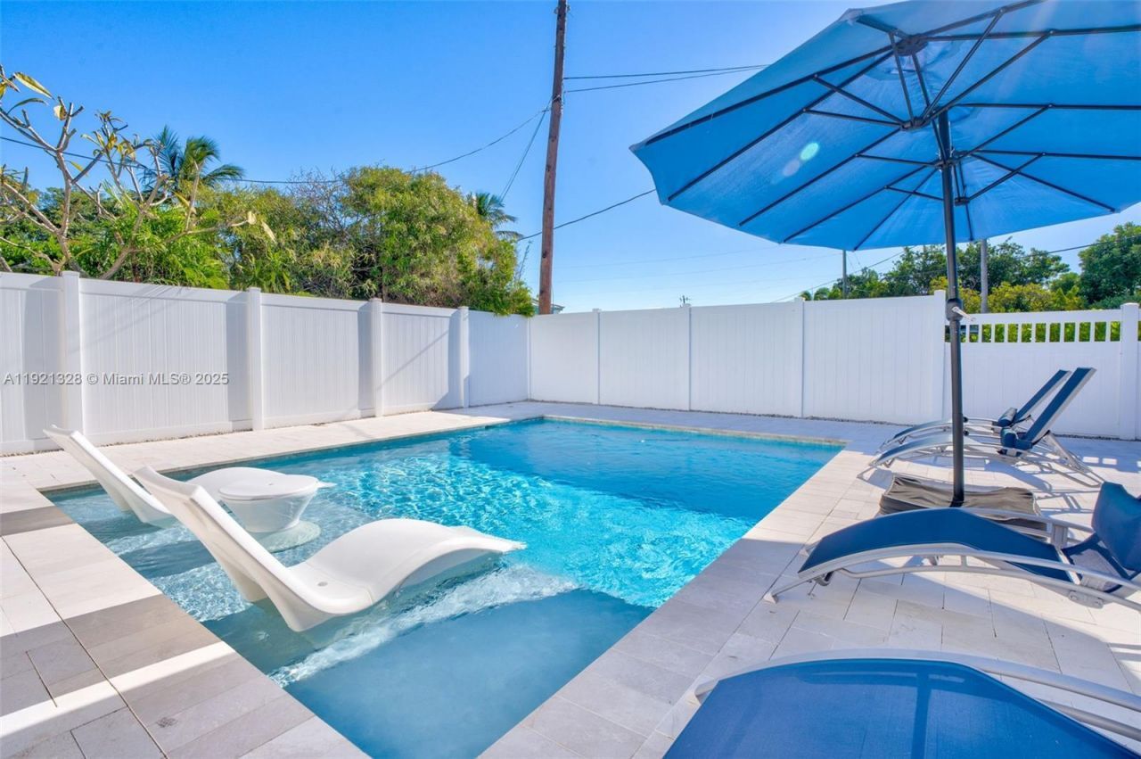 222 2nd Rd, Key Largo, FL 33037 Photo