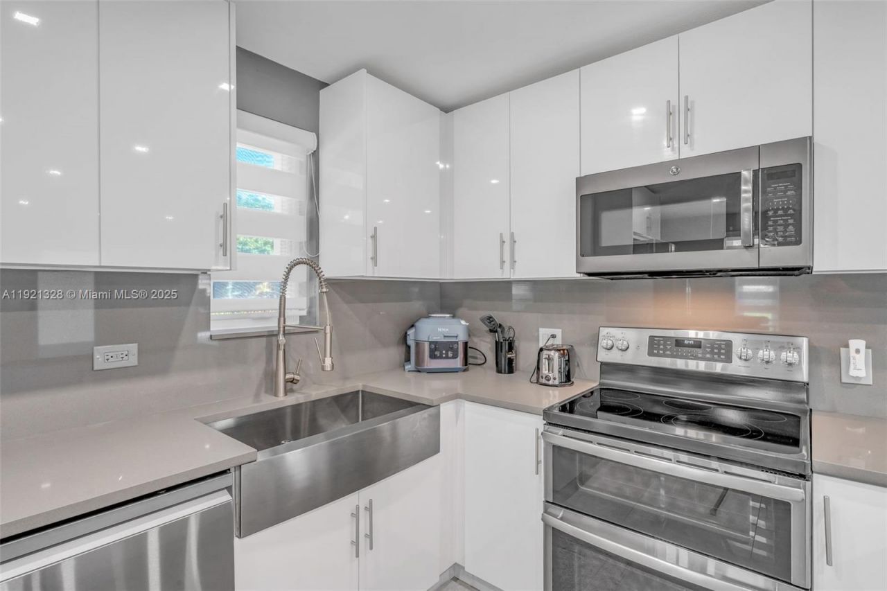 222 2nd Rd, Key Largo, FL 33037 Photo