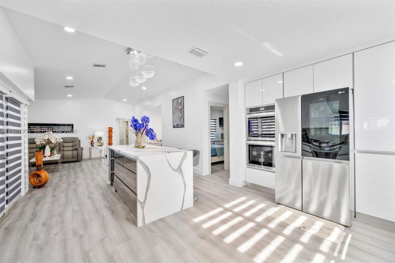 26130 SW 130th Ave, Homestead, FL 33032 Main Photo