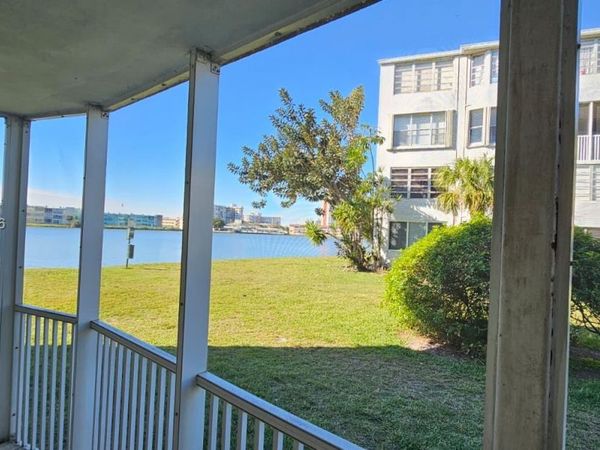 1670 NE 191st St, Unit 115-3, Miami, FL 33179