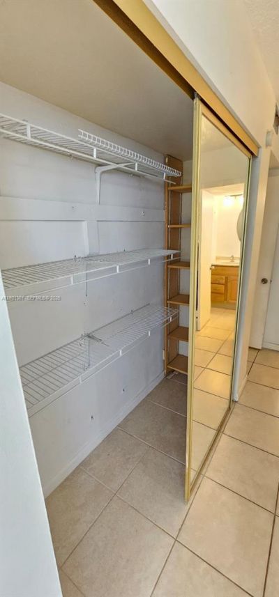 1670 NE 191st St, Unit 115-3, Miami, FL 33179 Photo