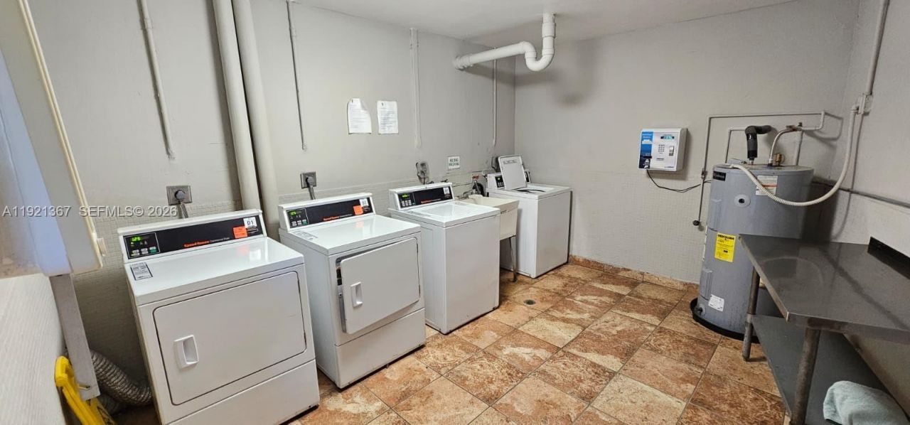 1670 NE 191st St, Unit 115-3, Miami, FL 33179 Photo