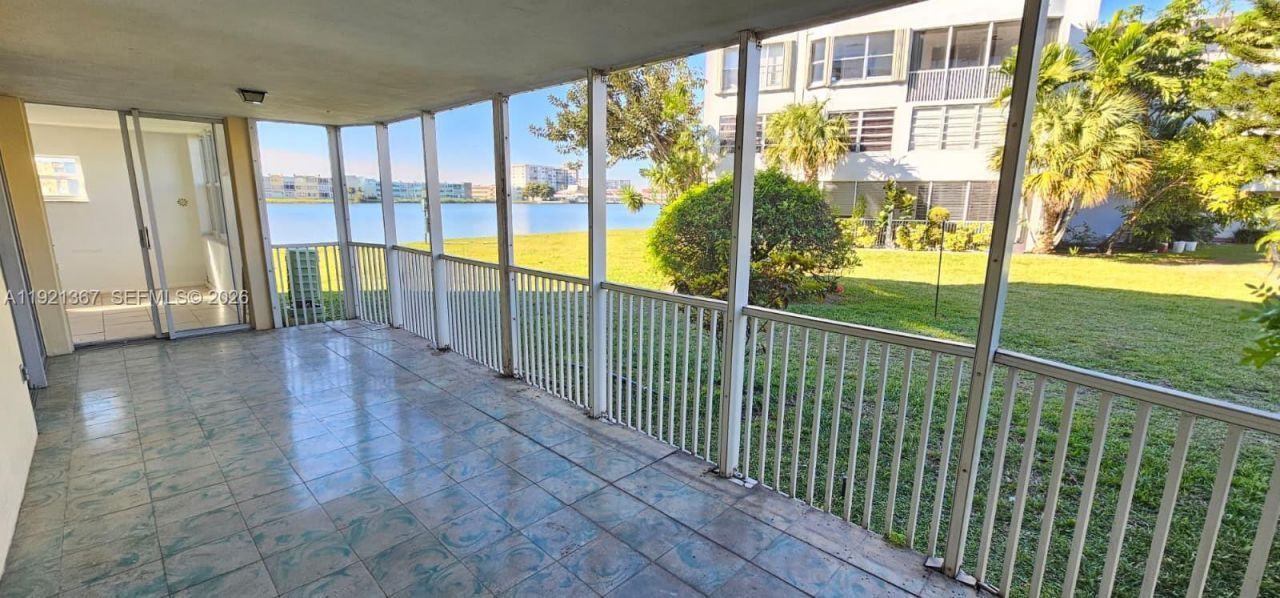 1670 NE 191st St, Unit 115-3, Miami, FL 33179 Photo