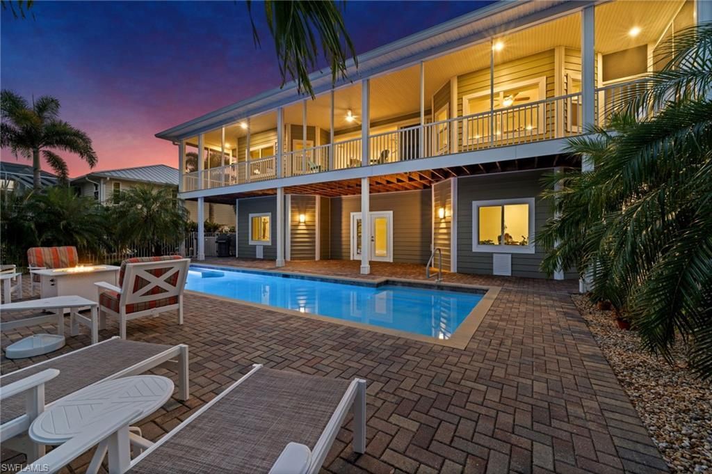 2392 Lemon St, Saint James City, FL 33956 Photo