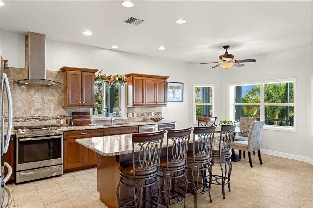 2392 Lemon St, Saint James City, FL 33956 Photo