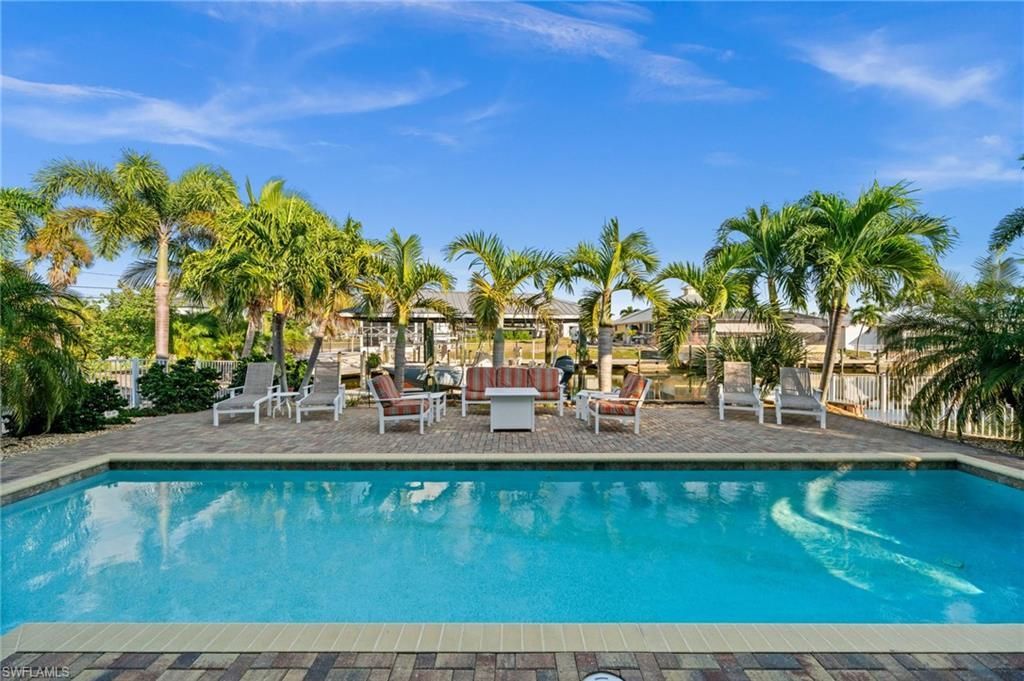 2392 Lemon St, Saint James City, FL 33956 Photo