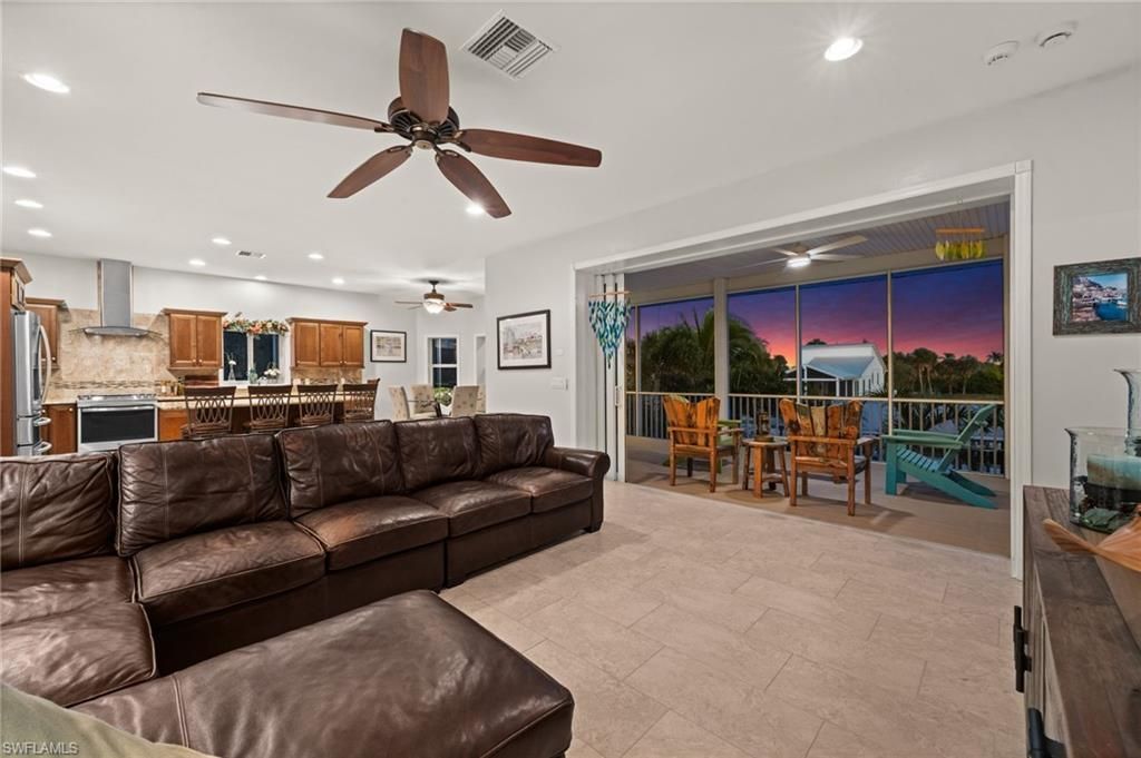 2392 Lemon St, Saint James City, FL 33956 Photo