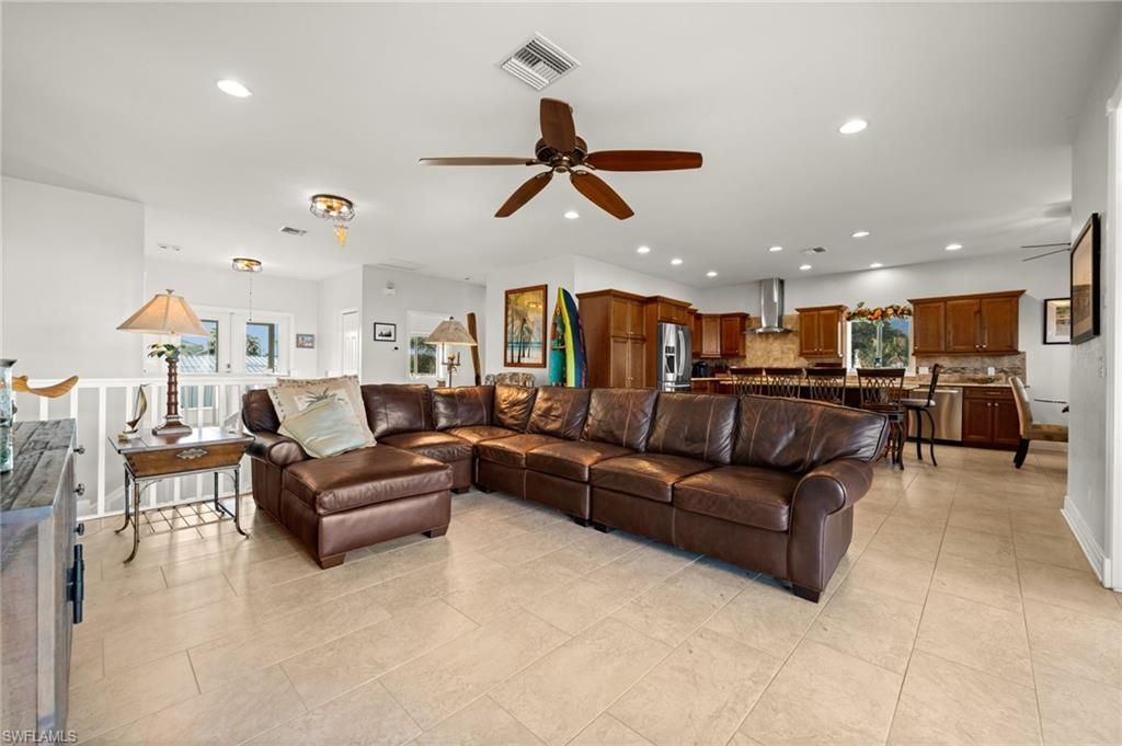 2392 Lemon St, Saint James City, FL 33956 Photo