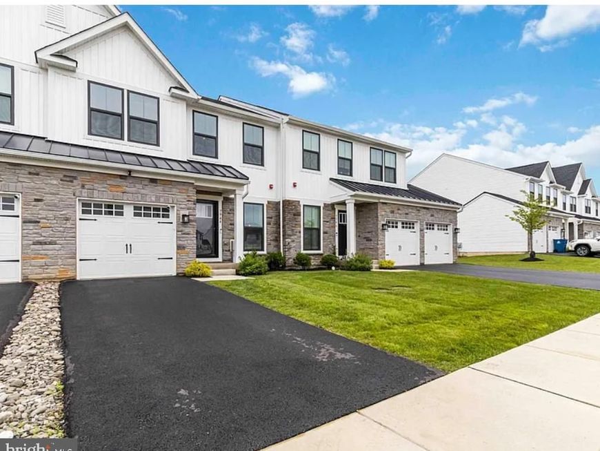 7944 Milltown Circle, Cheltenham, PA 19012 Main Photo