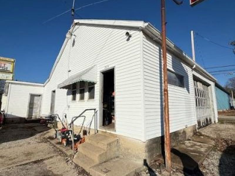 205 Pasco Montra Road, Port Jefferson, OH 45360 Photo 2