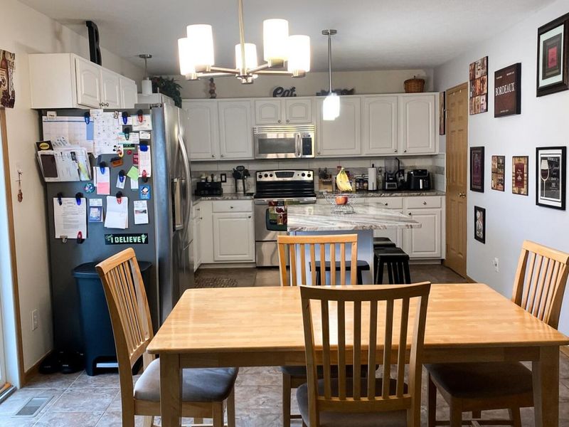 5904 Winebrook Drive, Westerville, OH 43081 Photo 8