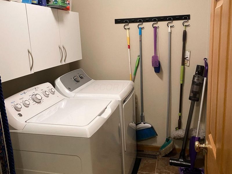 5904 Winebrook Drive, Westerville, OH 43081 Photo 9