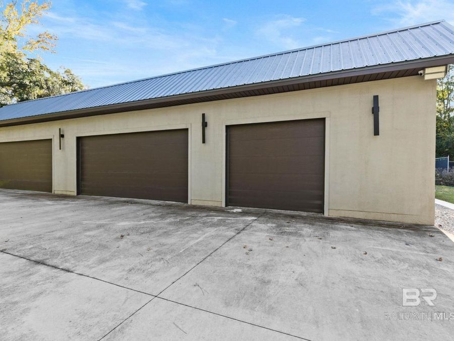 Property Image 77